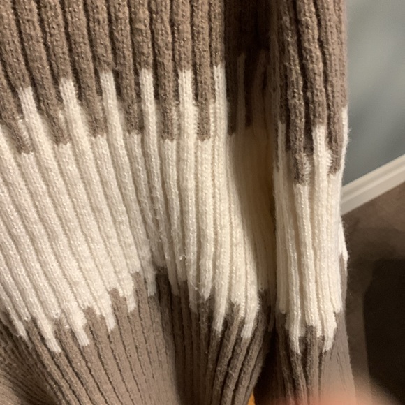 Super cozy size L sweater - Picture 4 of 6